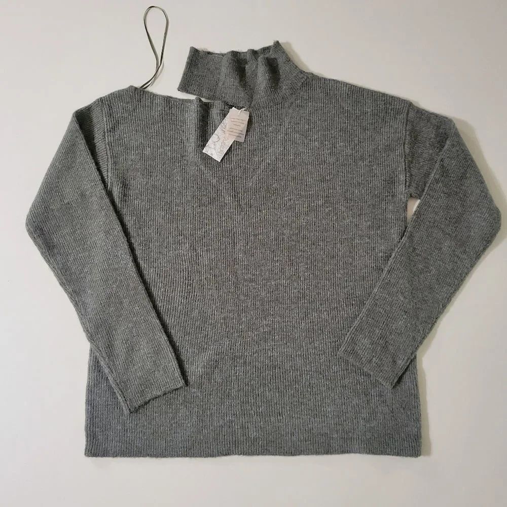 Mystree Olive Ribbed Knit Mock Neck Long Sleeve Free Shoulder Sweater